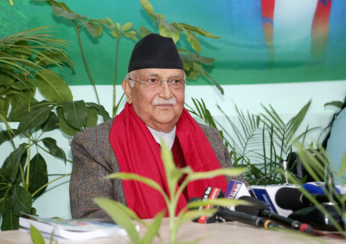 ओलीको पल्ला भारी हुँदै