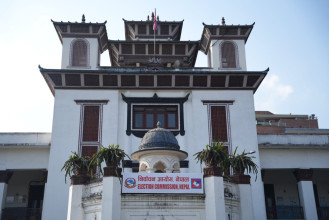 एक करोड ९ लाख ६३ हजार मतपत्र छपाइ