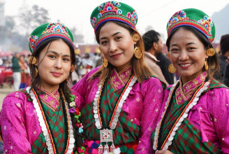 ल्होसारका अवसरमा म्हेन्दो माया