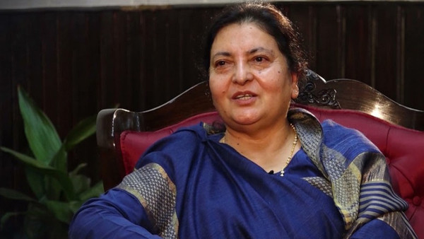 संवैधानिक बाटोमै निकास खोज्नुपर्छ : पूर्वराष्ट्रपति भण्डारी