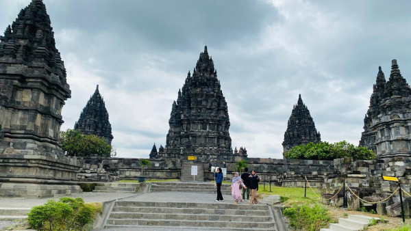 प्राम्बानन मन्दिर