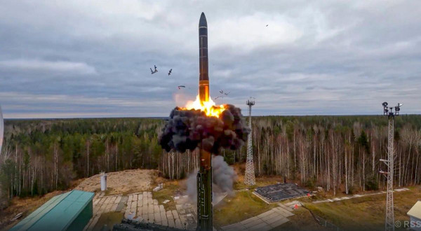 रुस र अमेरिकाद्वारा आणविक परीक्षण सुरु गरे भारतलाई फाइदा