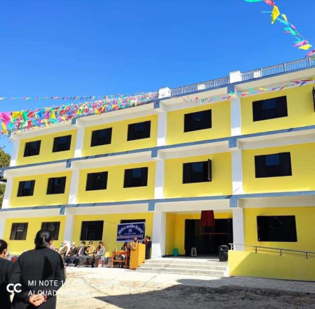 नगरपालिकाभित्रकै विद्यालयमा विद्यार्थीभन्दा शिक्षक बढी !