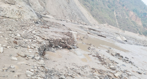 बाढी पहिरोबाट क्षतिग्रस्त सडक पुनर्निर्माण गर्न १२ अर्बभन्दा बढी खर्च हुने