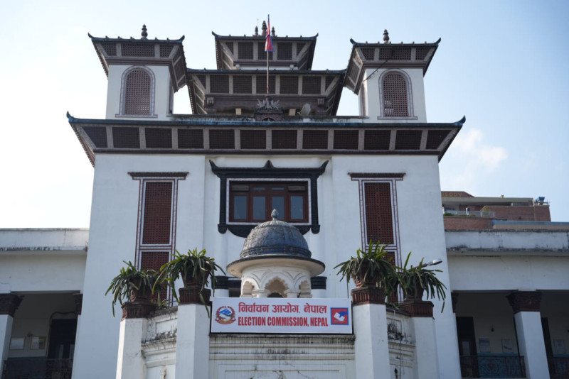 एक करोड ९ लाख ६३ हजार मतपत्र छपाइ