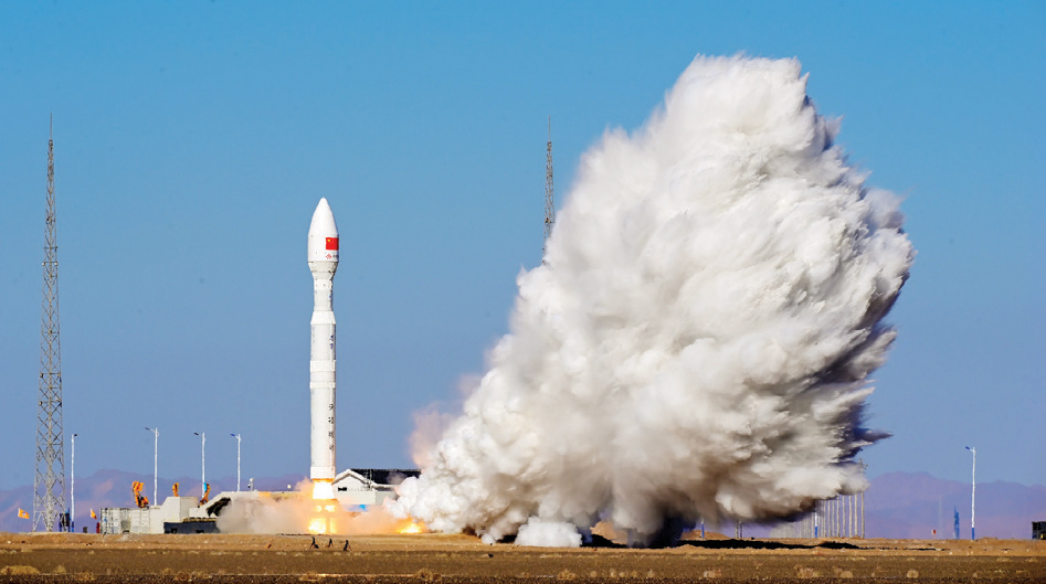 अन्तरिक्ष शक्ति बन्ने बाटोमा चीन