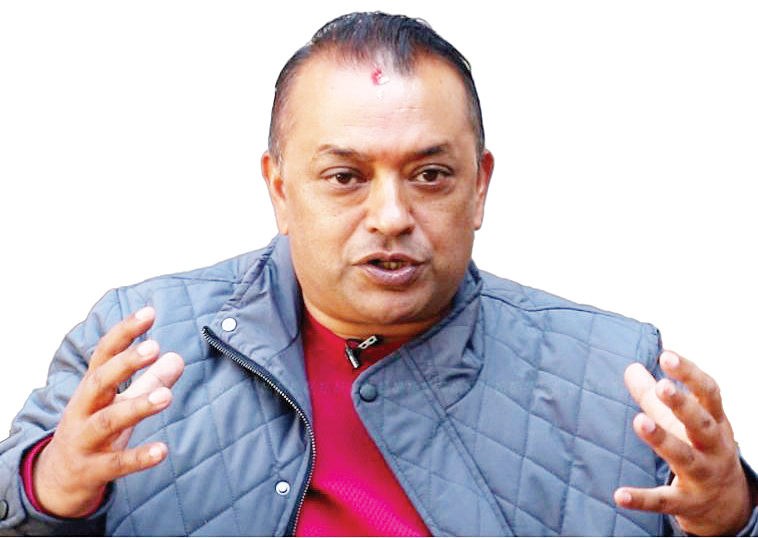 नेतृत्वको परीक्षामा गगन थापा