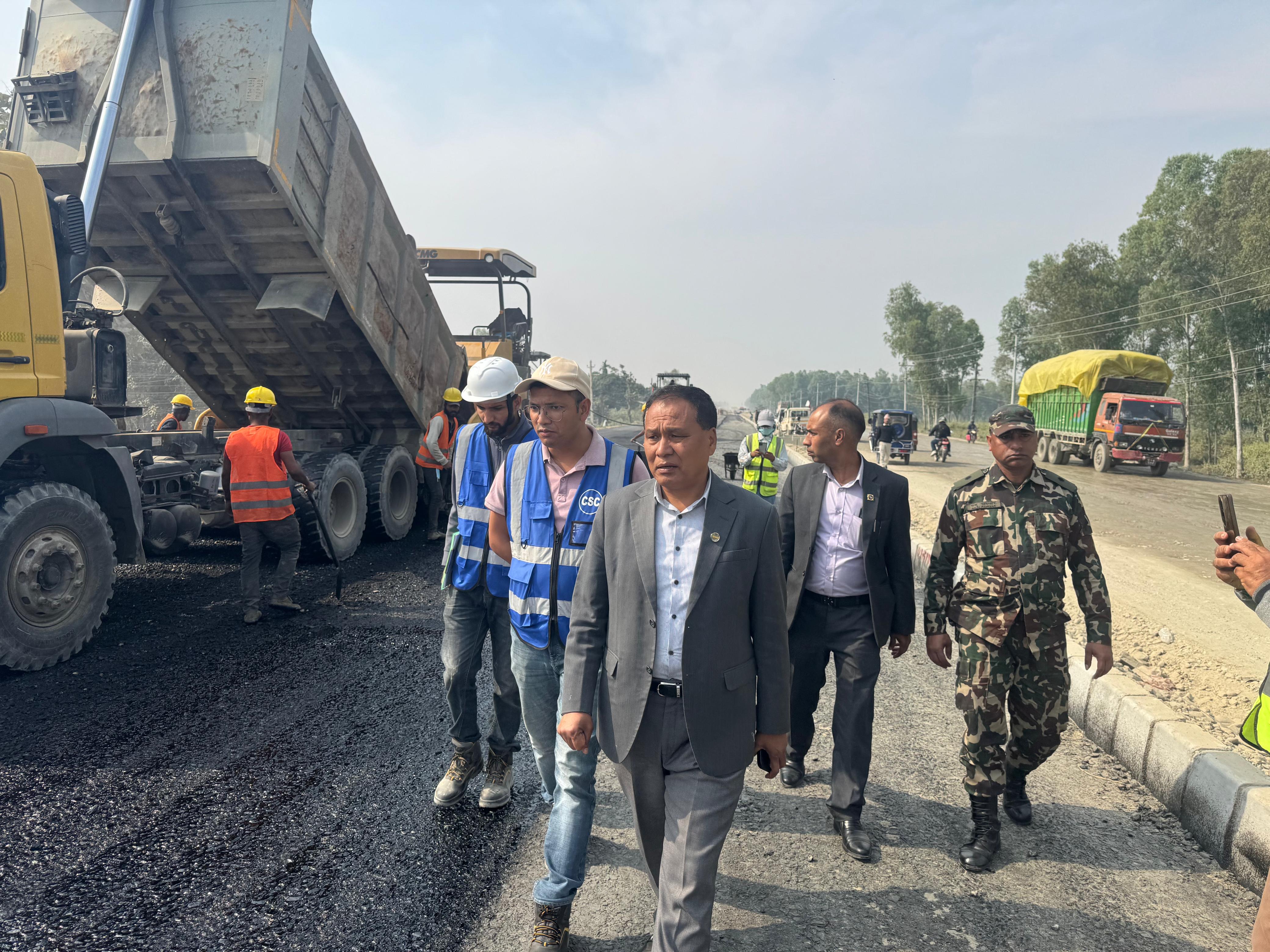 पूर्व–पश्चिम राजमार्ग विस्तार सुस्त