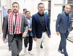 एनसेल भ्रमणपछि सेवा विस्तार र लगानी संरक्षणमा मन्त्री खरेलको प्रतिबद्धता