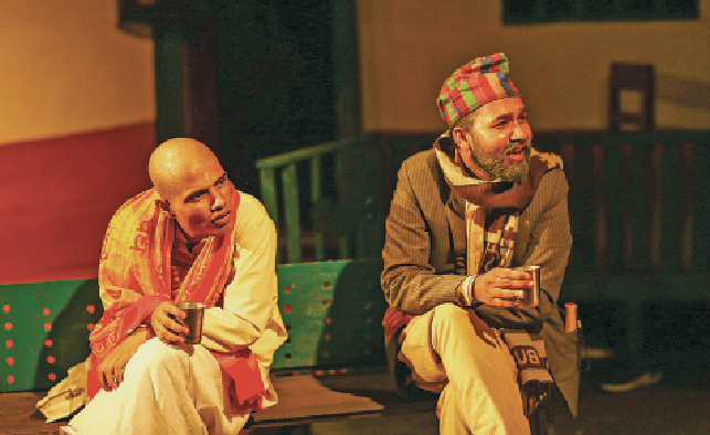 रङ्गमञ्चमा फर्केनन् रङ्गकर्मी