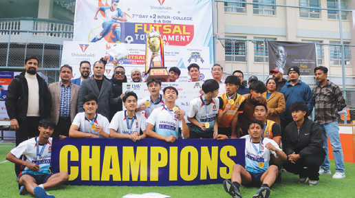 समृद्धि स्कूललाई डीएभी अन्तरकलेज फुटसलको उपाधि