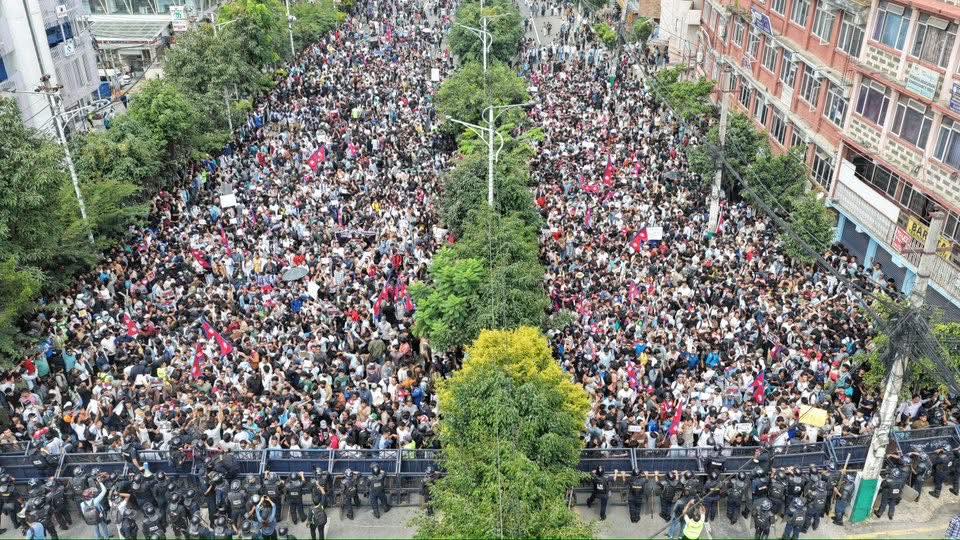 जेनजीको आन्दोलनमा बर्बर दमन १९ को मृत्यु, चार सयभन्दा बढी घाइते