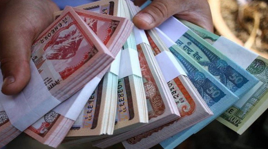 आहा ! दशैंको नयाँ नोट !